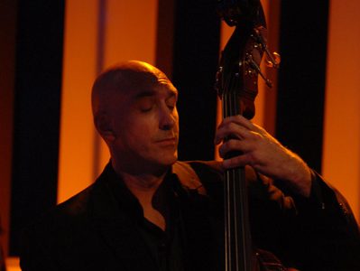 dave swift bass media live performance